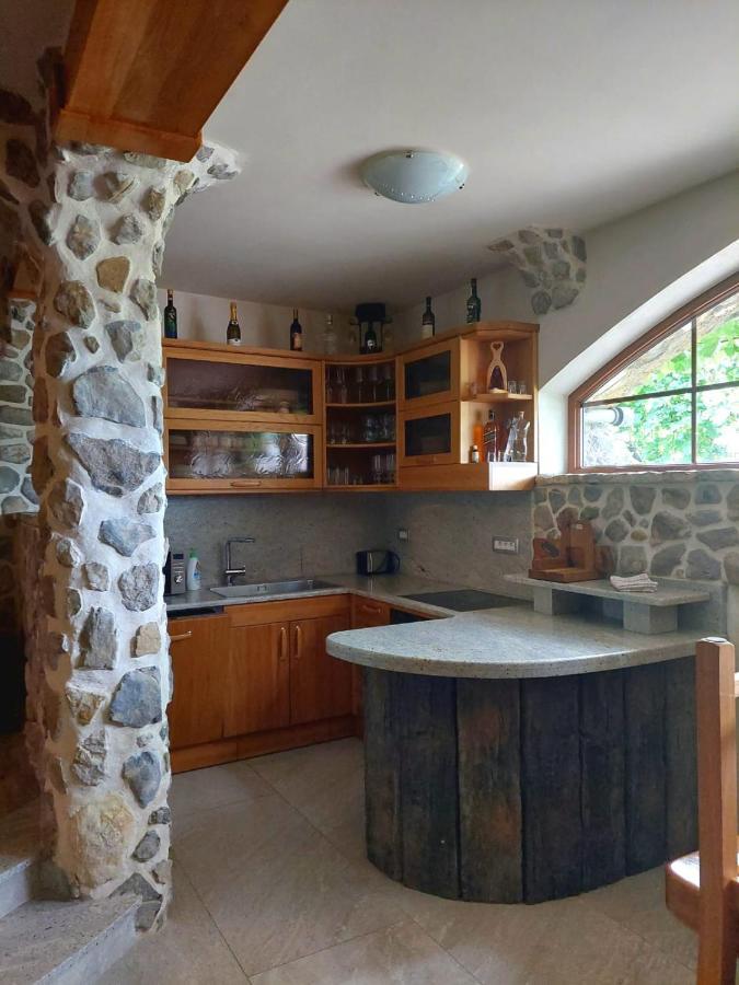 Zerko Holiday Home - Vineyard Chalet With Sauna And Jacuzzi Free Mirna Zewnętrze zdjęcie