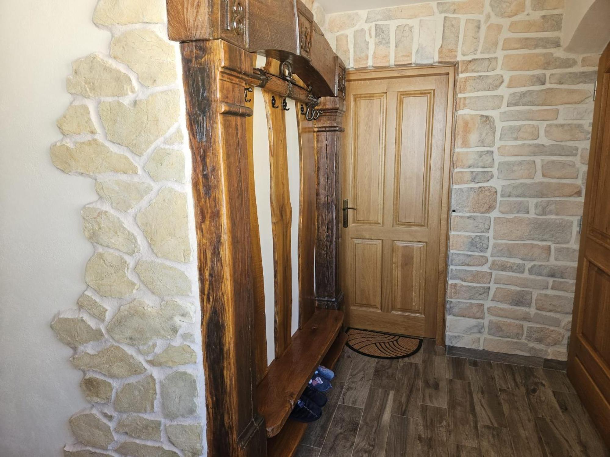 Zerko Holiday Home - Vineyard Chalet With Sauna And Jacuzzi Free Mirna Zewnętrze zdjęcie