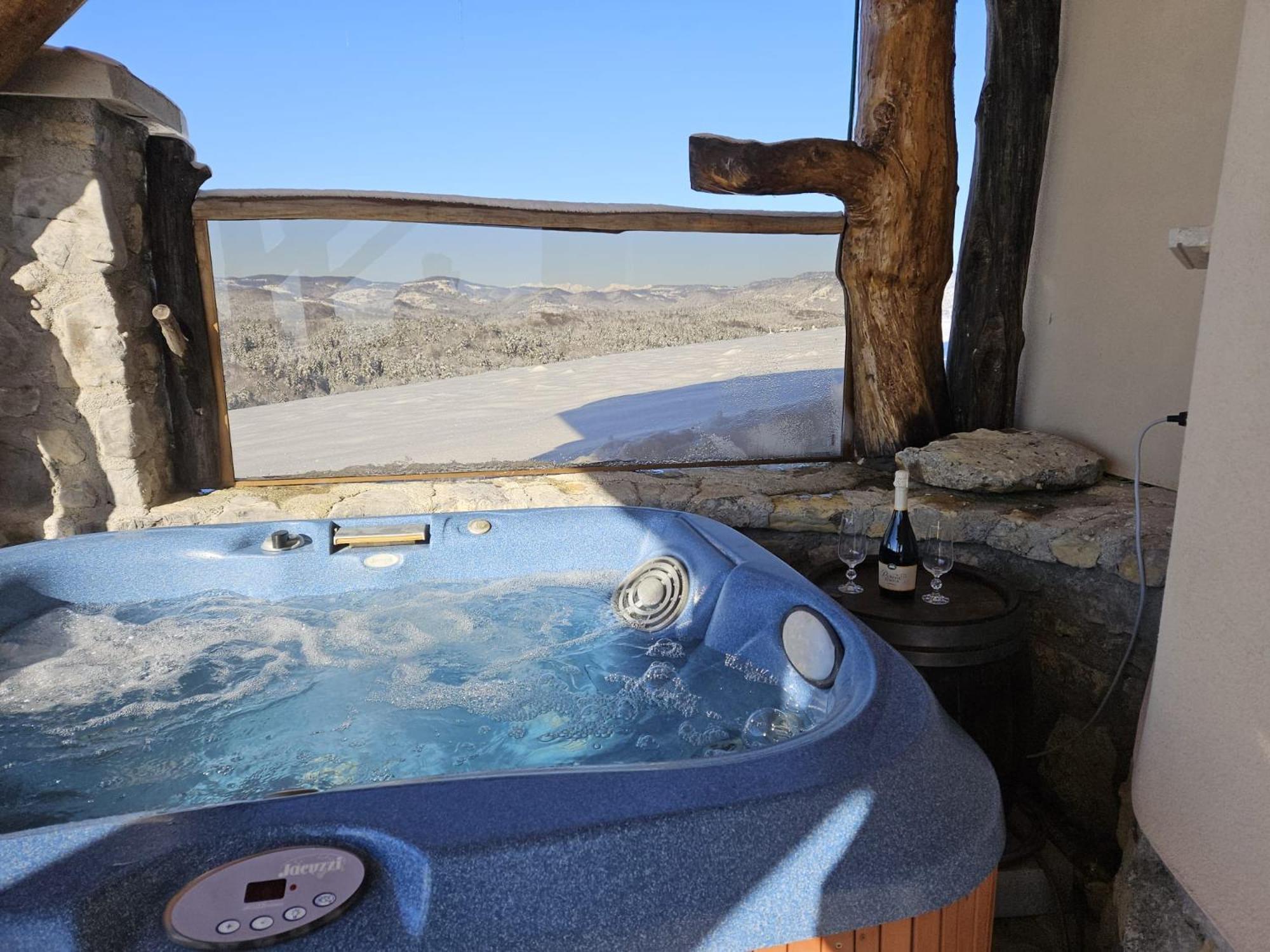 Zerko Holiday Home - Vineyard Chalet With Sauna And Jacuzzi Free Mirna Zewnętrze zdjęcie