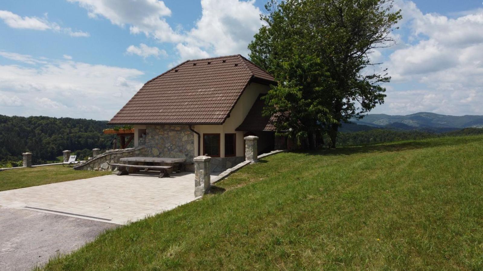 Zerko Holiday Home - Vineyard Chalet With Sauna And Jacuzzi Free Mirna Zewnętrze zdjęcie