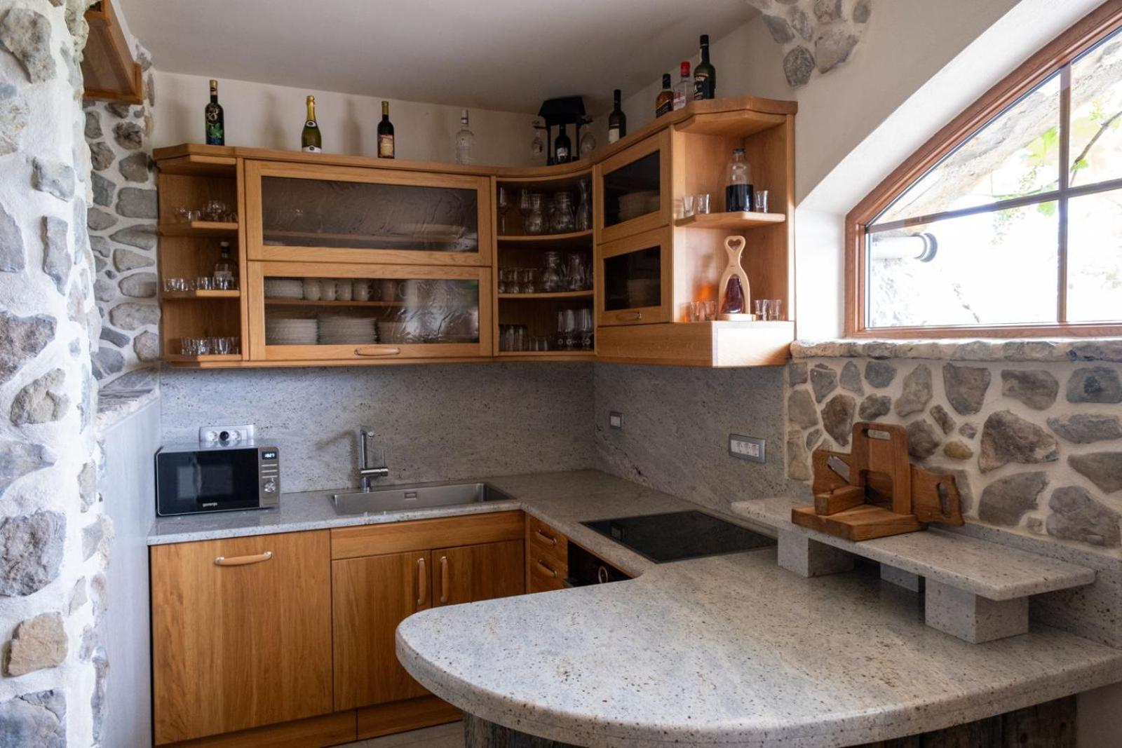 Zerko Holiday Home - Vineyard Chalet With Sauna And Jacuzzi Free Mirna Zewnętrze zdjęcie
